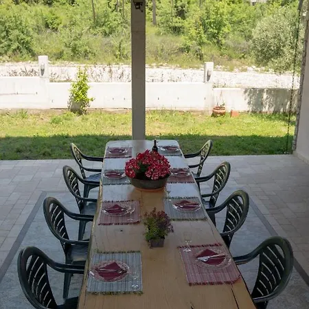 Magnolia - Rock View Villa Kalambaka