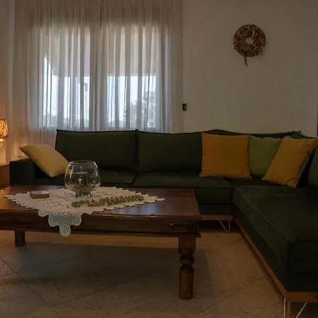 Magnolia - Rock View Villa *